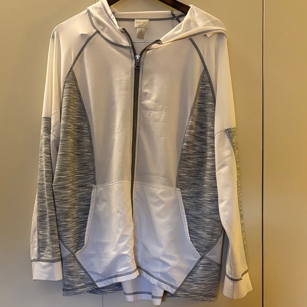 Zenergy by Chico’s Color Blocked White and Gray Zip-Up Hoodie Size 3